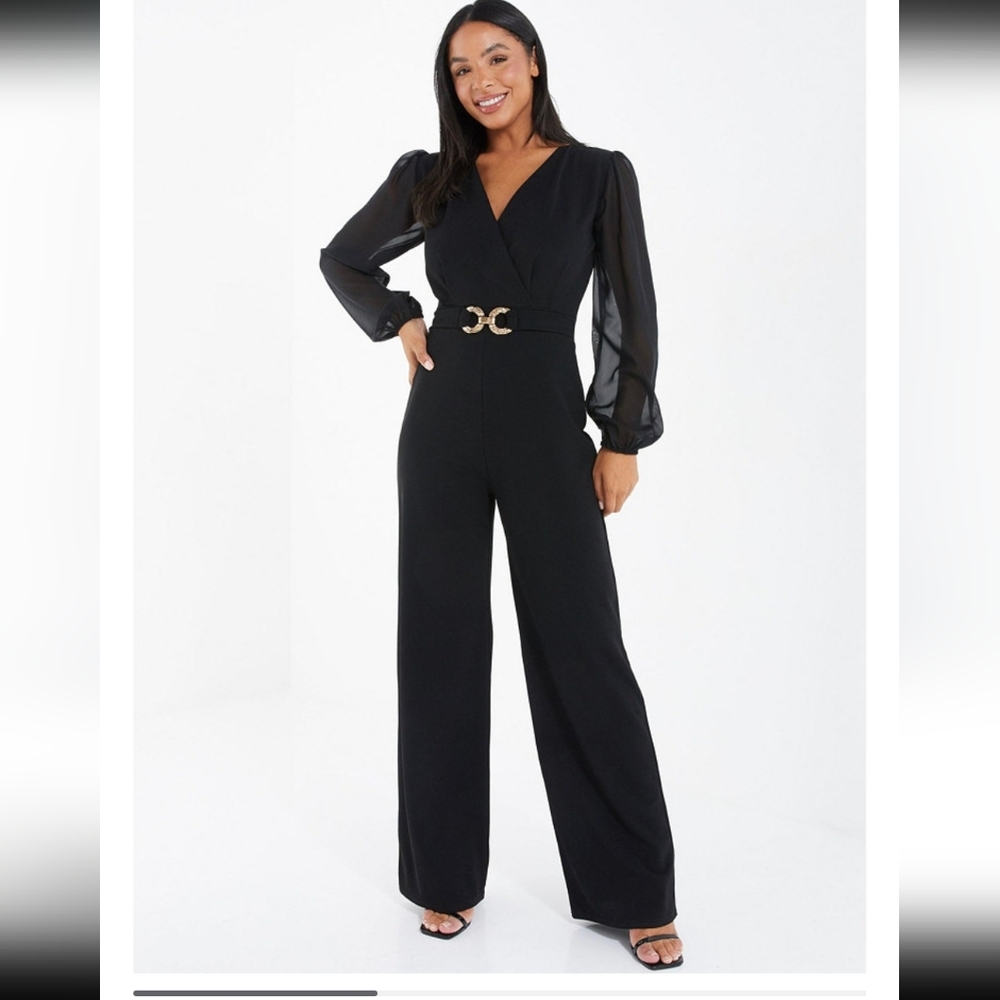 Chic Black Wide-Leg Jumpsuit with Belt